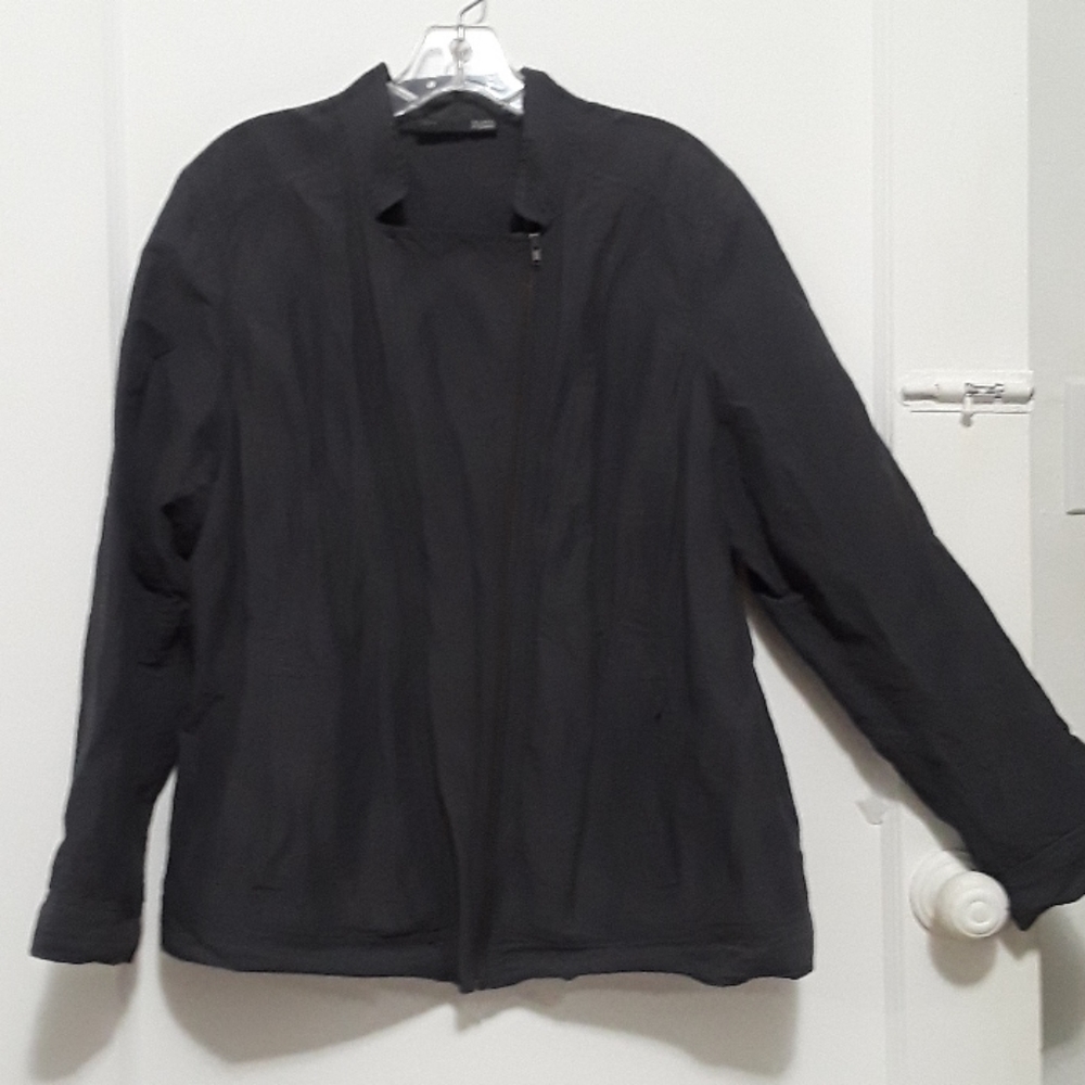 Eileen Fisher windbreaker jacket lightweight